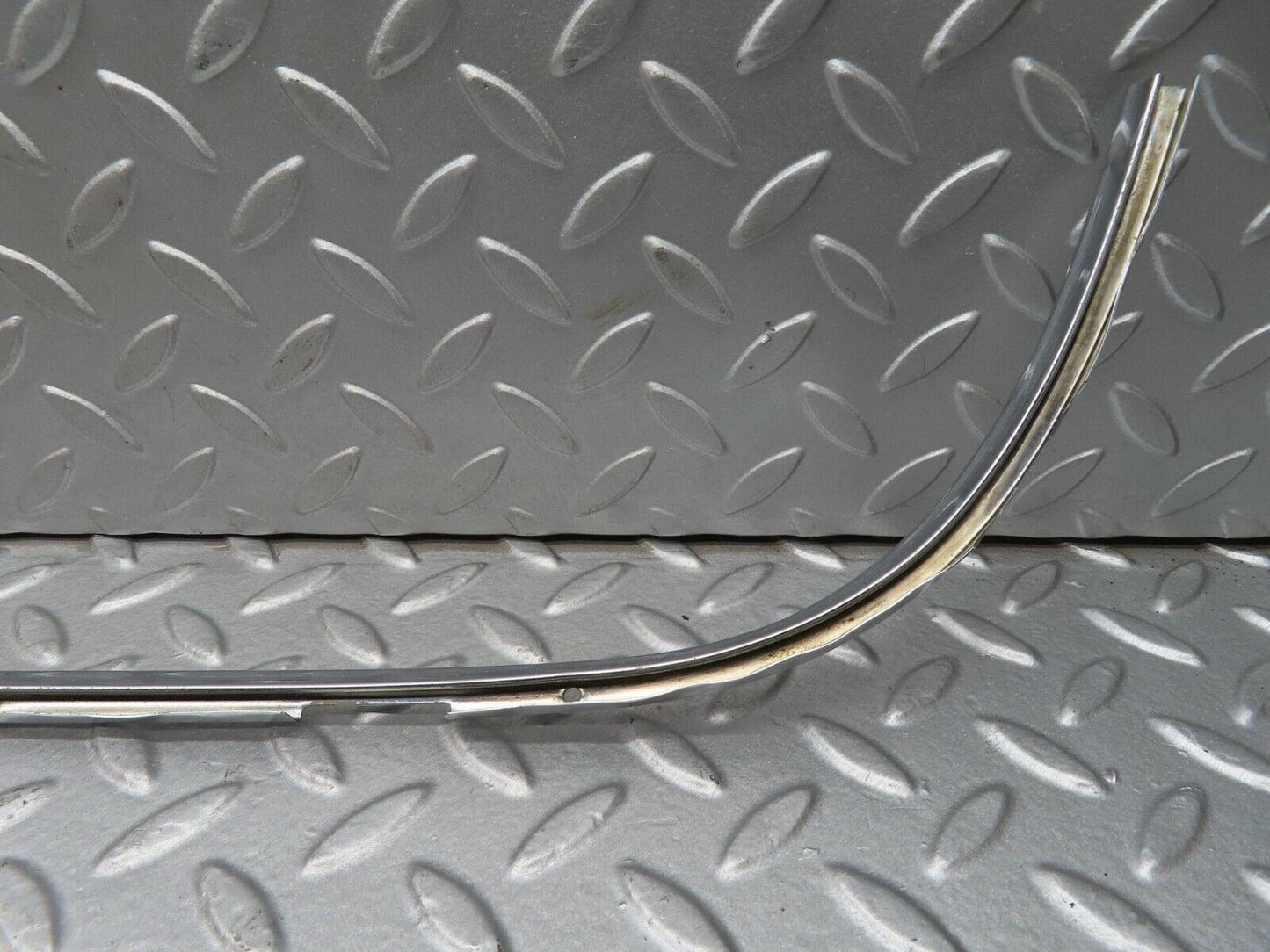 13282 Mercedes-Benz W111 220S Dashboard Chrome Trim