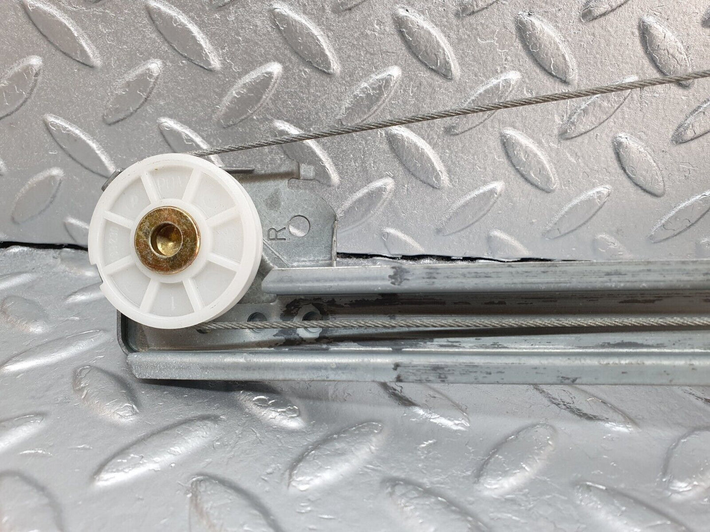 41941 Mercedes-Benz W202 C200 Rear Right Power Window Regulator