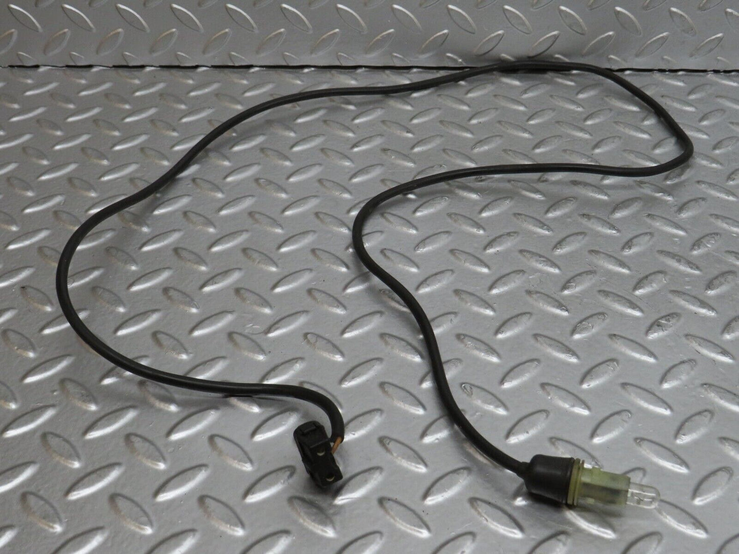 29595 Mercedes-Benz W124 230E Front Wing Indicator Cable Wire 1249971881