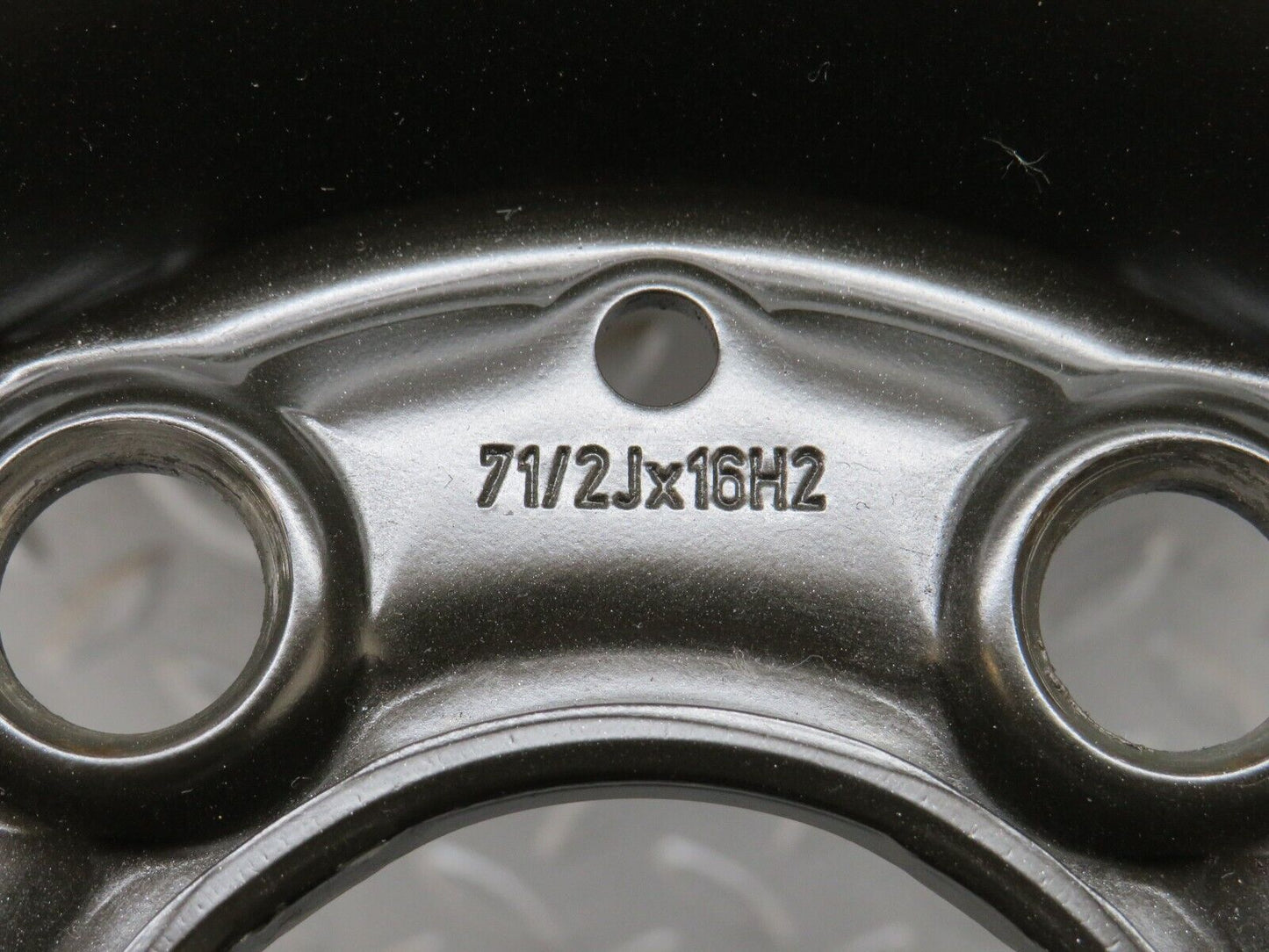 35881 Mercedes-Benz W210 Steel Wheel 7.5Jx16 H2 ET41 2104000802