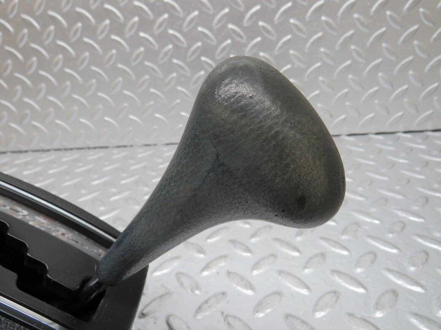 0760 Mercedes-Benz C107 350SLC Coupe Automatic Gear Shift Selector