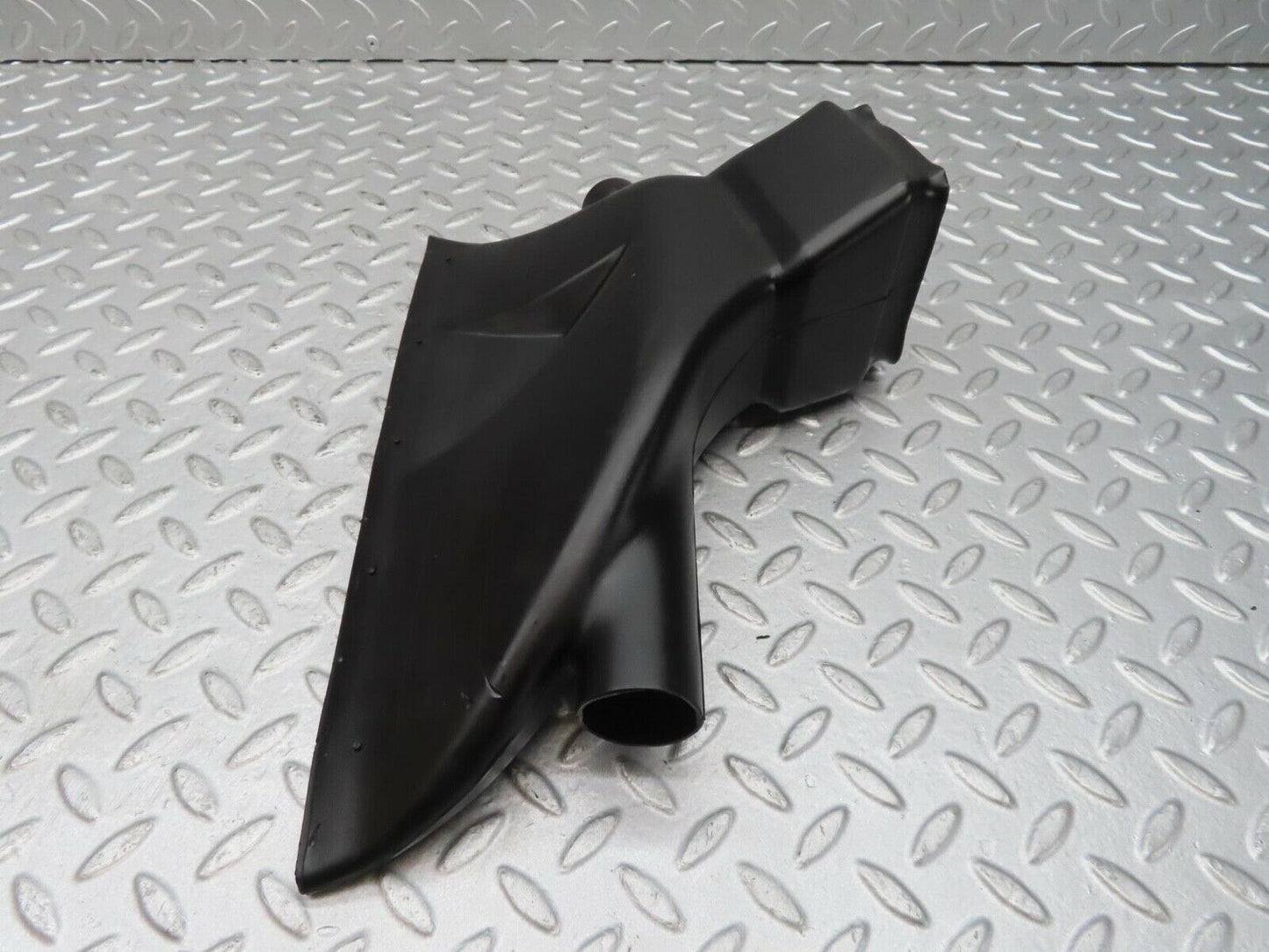 12391 Mercedes-Benz W108 280SE 3.5 Air Vent Duct Right Side
