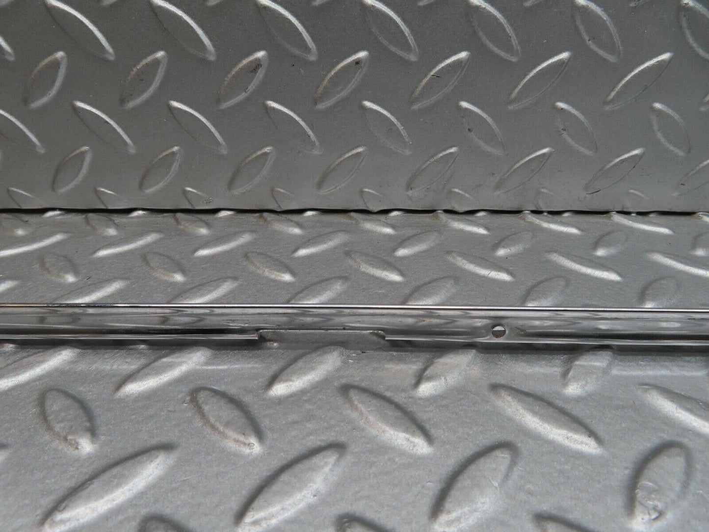 13282 Mercedes-Benz W111 220S Dashboard Chrome Trim
