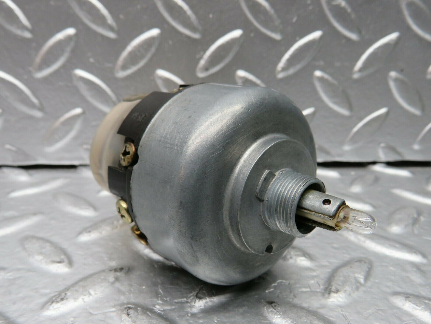 22787 Mercedes-Benz C107 450SLC Coupe Headlight Switch