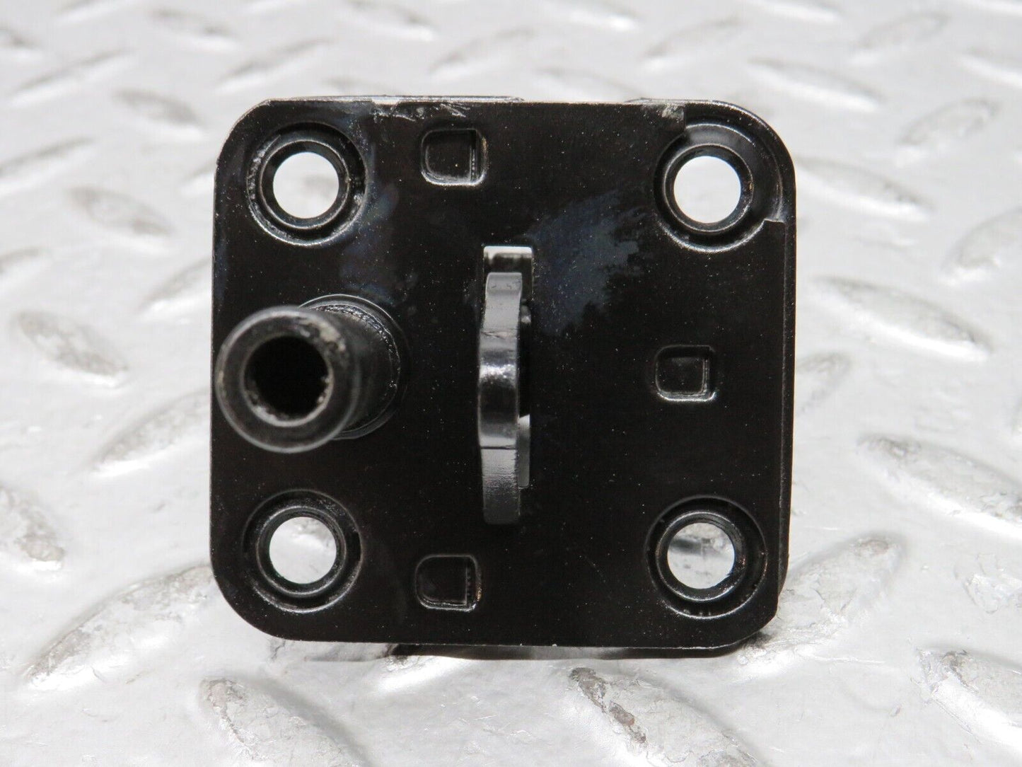 28758 Mercedes-Benz W123 230E Bonnet Lock Latch