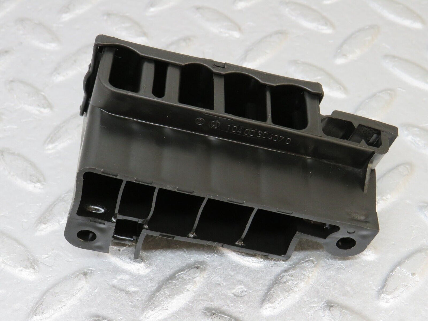 36033 Mercedes-Benz W126 420SE Cable Wire Distributor Connector 1265400069