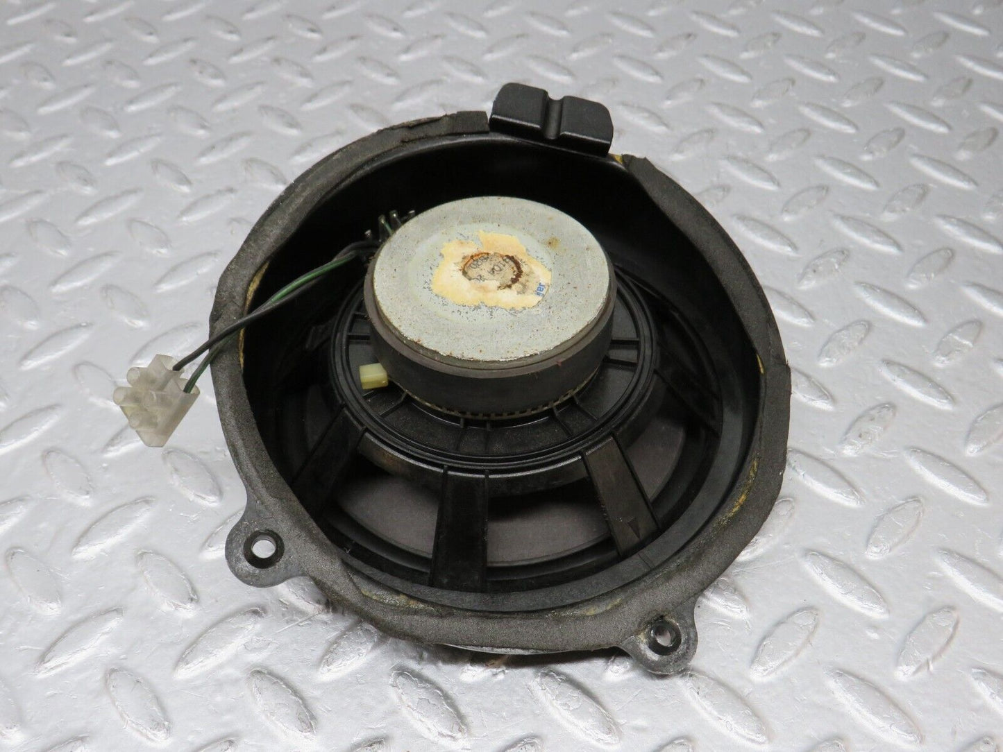 35997 Mercedes-Benz W126 420SE Rear Left Parcel Shelf Speaker 1268200302