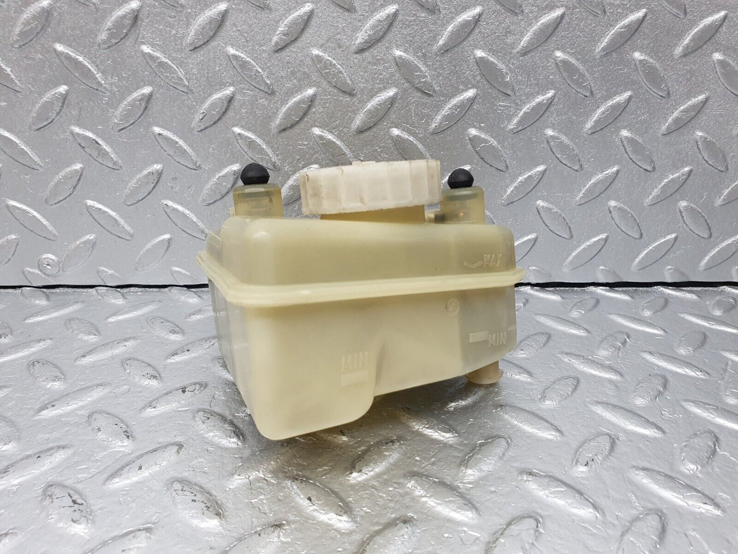 40728 Mercedes-Benz W123 300D Brake Fluid Reservoir Tank DBA