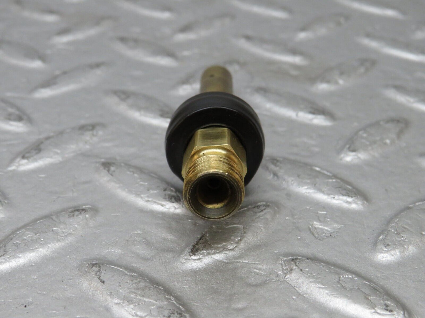 36705 Mercedes-Benz W201 190E Fuel Injector 0437502047