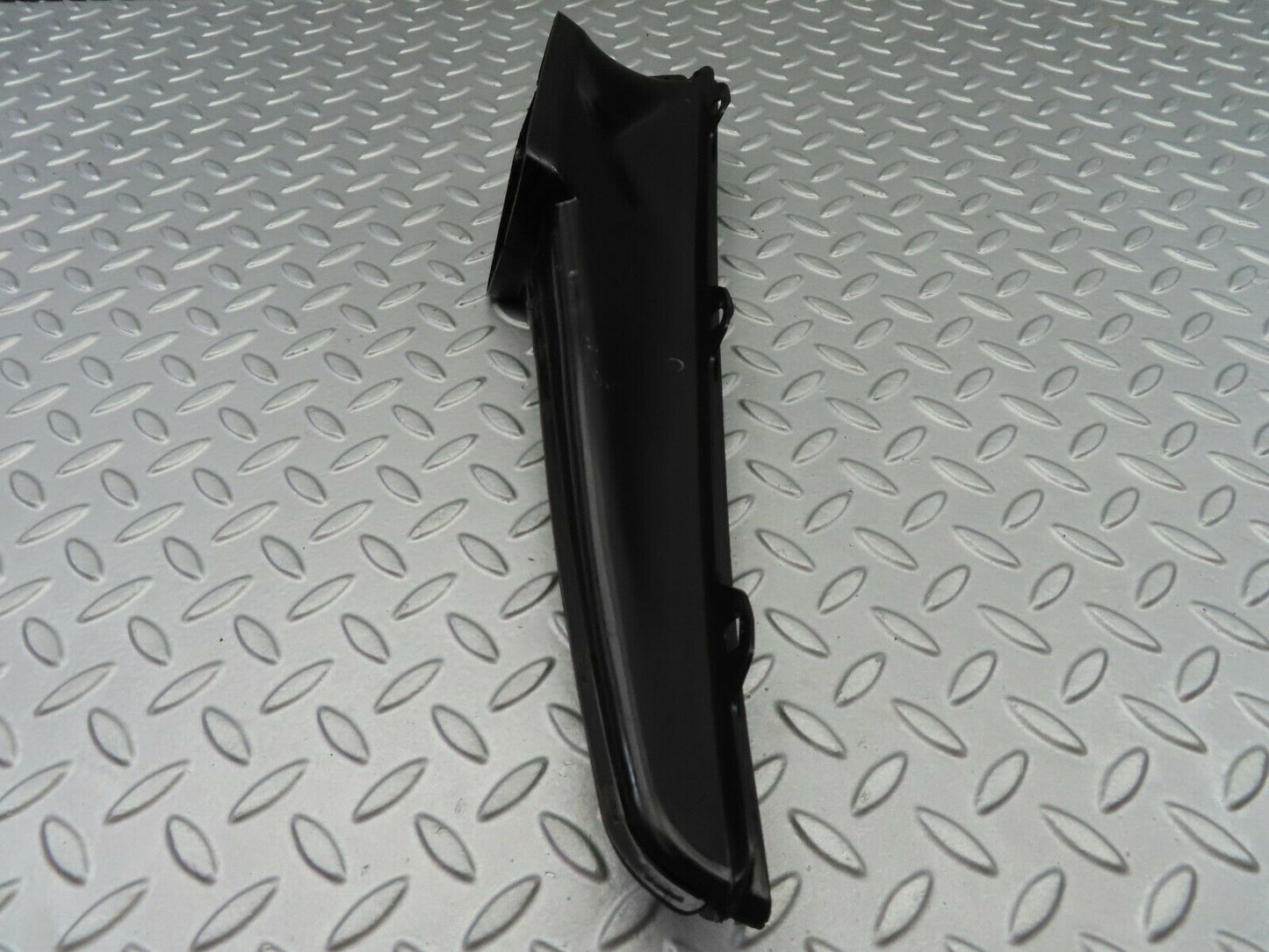 6932 Mercedes-Benz C107 350SLC Coupe Dashboard Air Vent Right Side