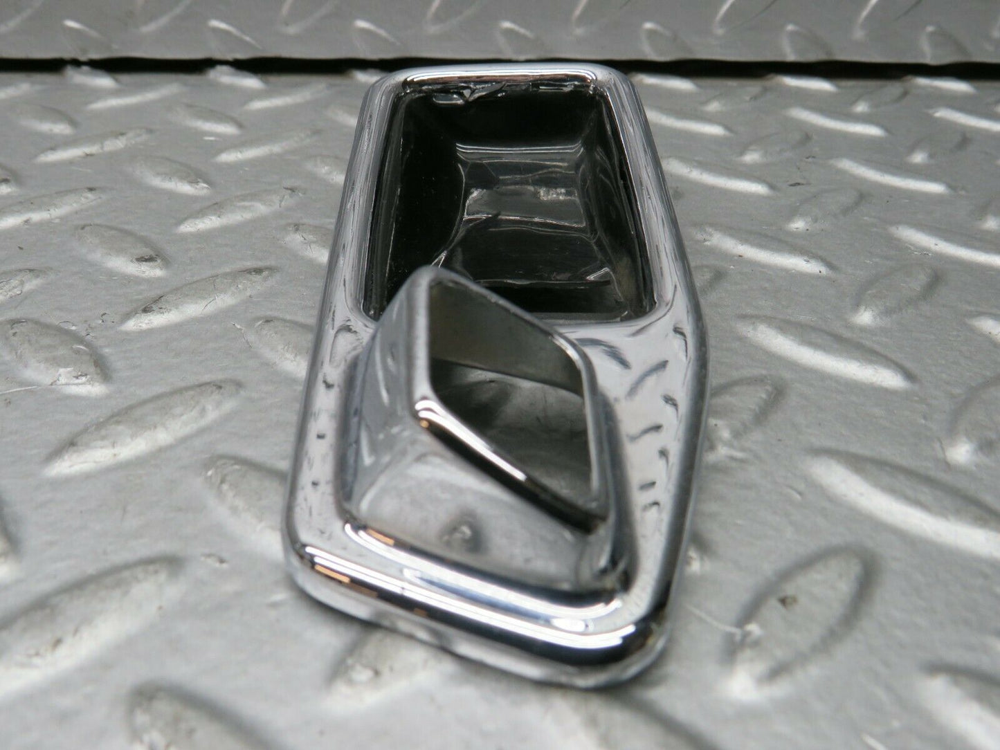 21975 Mercedes-Benz S123 280TE Wagon Chrome Frame For Door Opener Left 1167660111