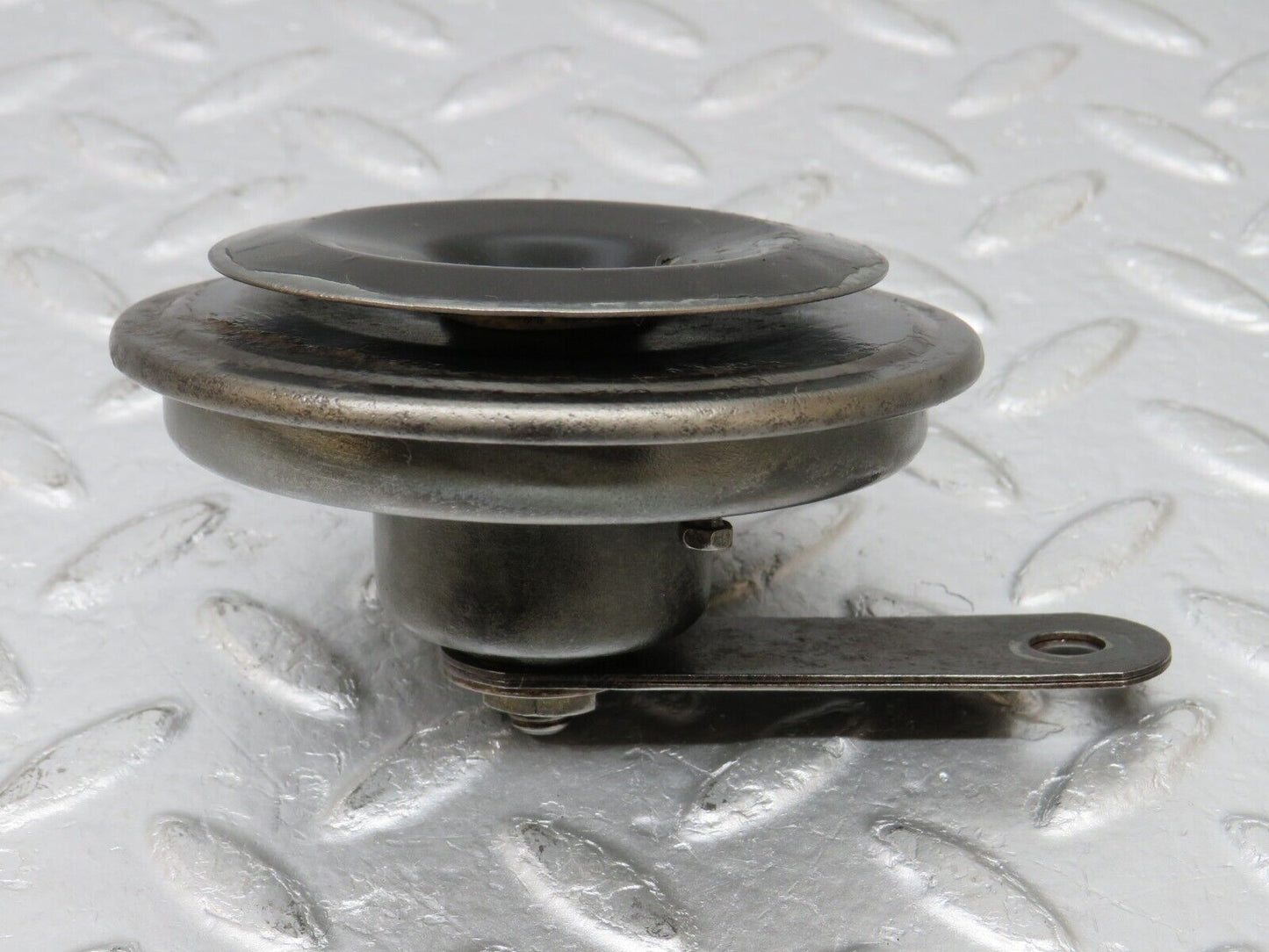 33657 Mercedes-Benz W201 190E 2.0L Horn Bosch 20016 0035423020