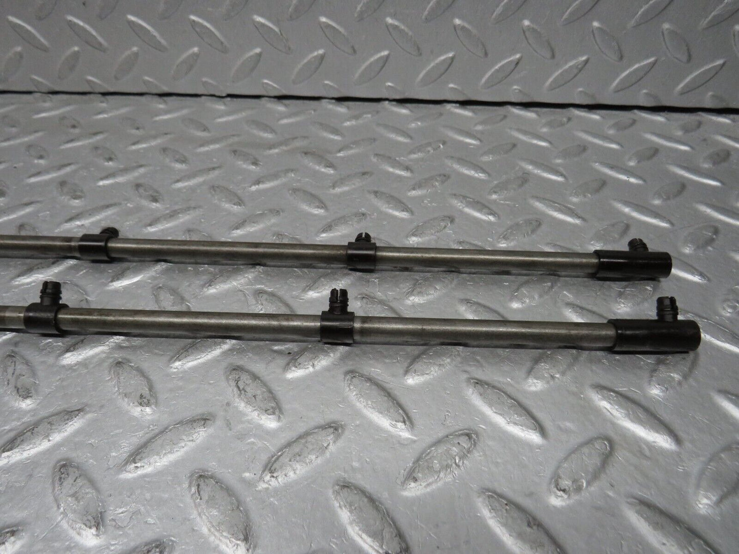 37649 Mercedes-Benz W109 300SEL Camshaft Oil Tube