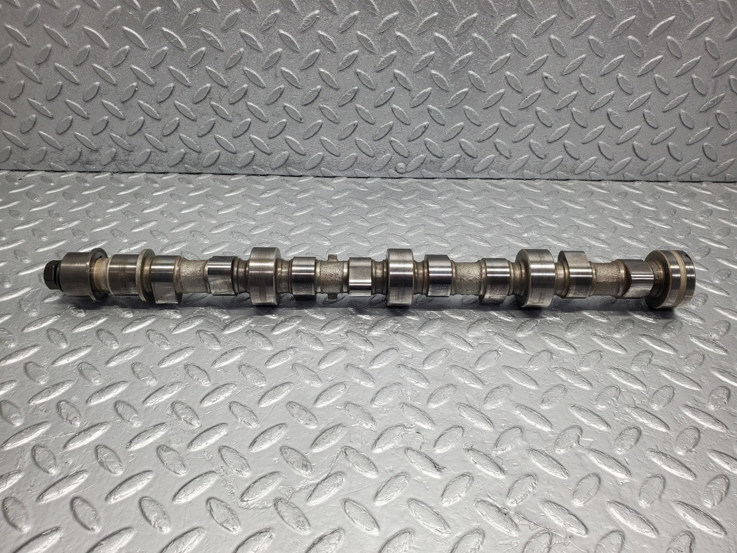 W126 Coupe camshaft right side used OEM