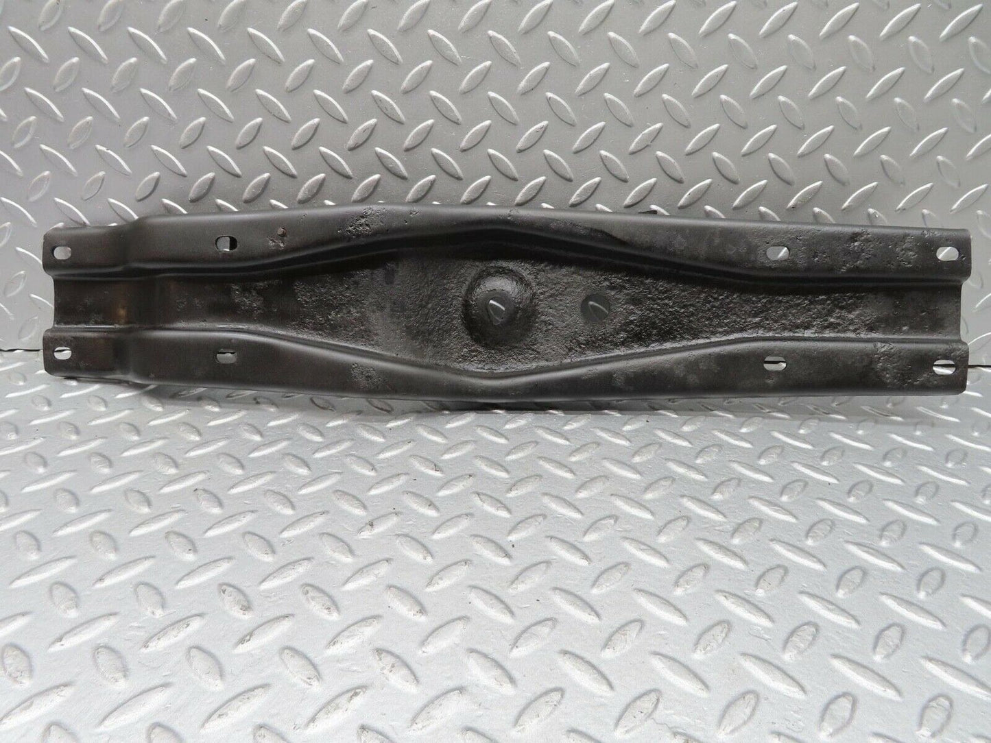 13003 Mercedes-Benz W111 220S Manual Gearbox Mount Bracket
