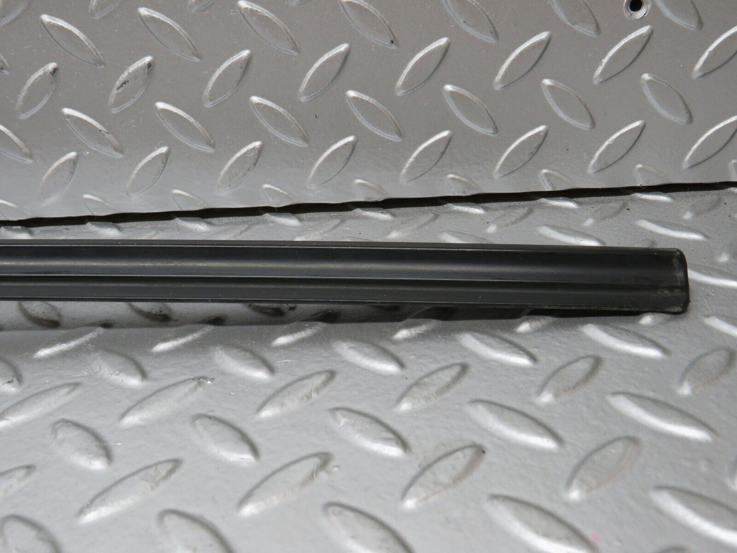 27961 Mercedes-Benz W123 280E Trunk Boot Lid Chrome Moulding Trim