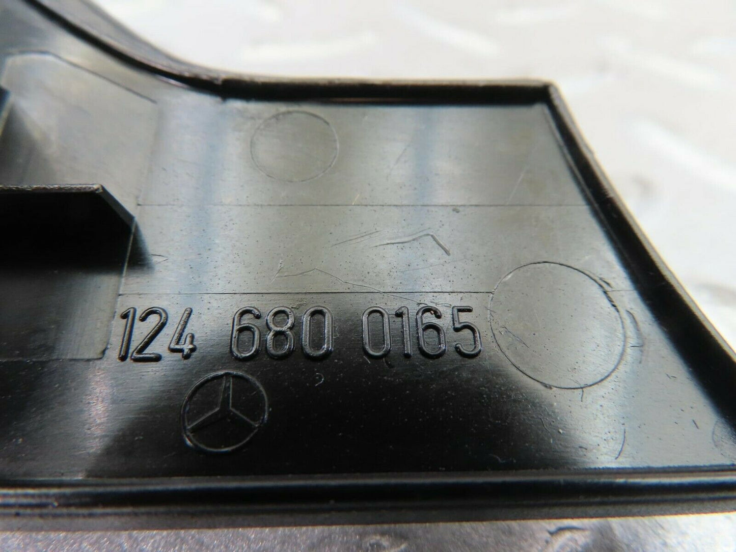 9257 Mercedes-Benz C124 300CE Coupe Ignition Switch Cover Surround 1246800165