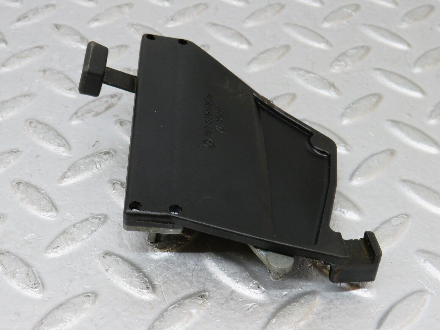35539 Mercedes-Benz R107 280SL Air Vent Control Lever Left 1078300385