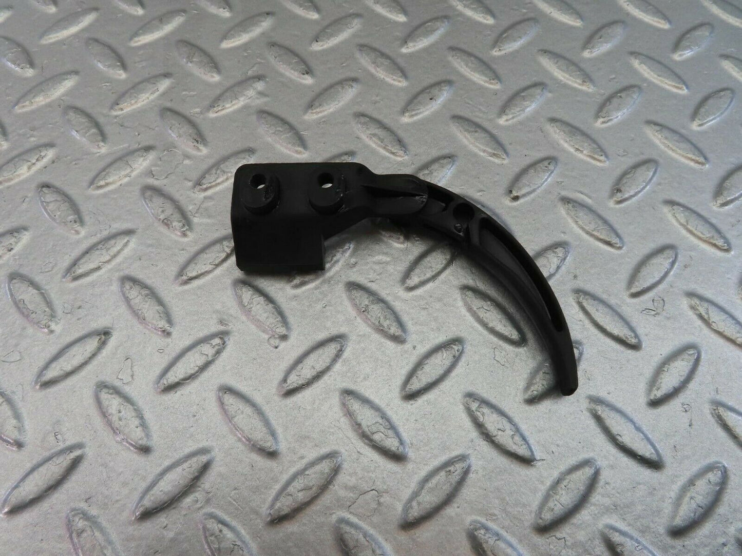 10037 Mercedes-Benz C123 230CE Coupe Hood Opener Bonnet Opener Release