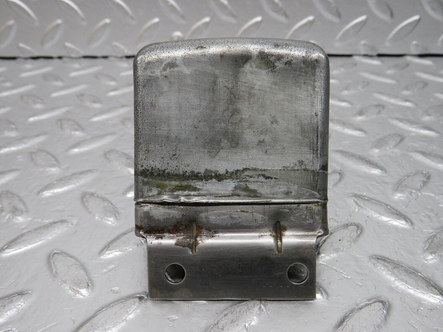 0680 Mercedes-Benz C107 350SLC Coupe Alternator Voltage Regulator Bosch 0190600009