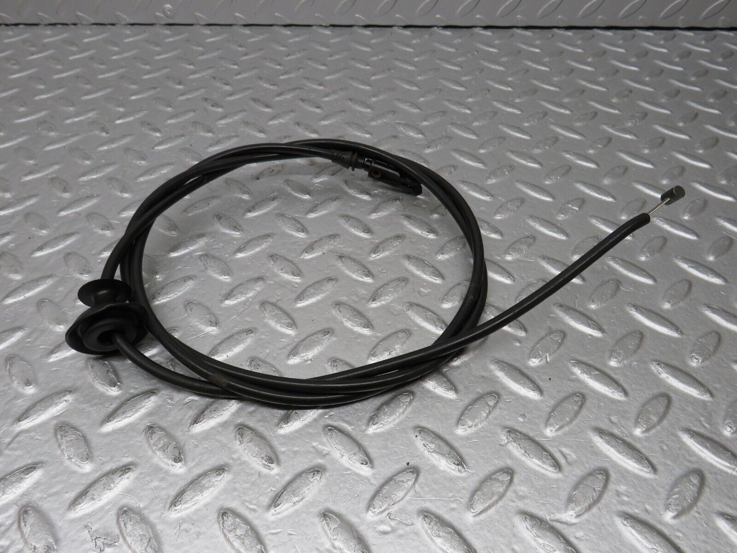 36710 Mercedes-Benz W201 190E Bonnet Release Cable