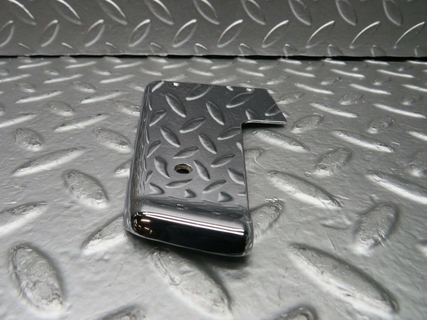 22619 Mercedes-Benz C124 E220 Coupe Left Door Chrome Cover