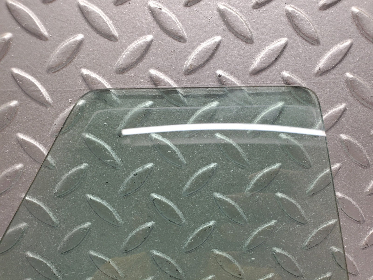 W124 Wagon rear right door quarter window glass used OEM