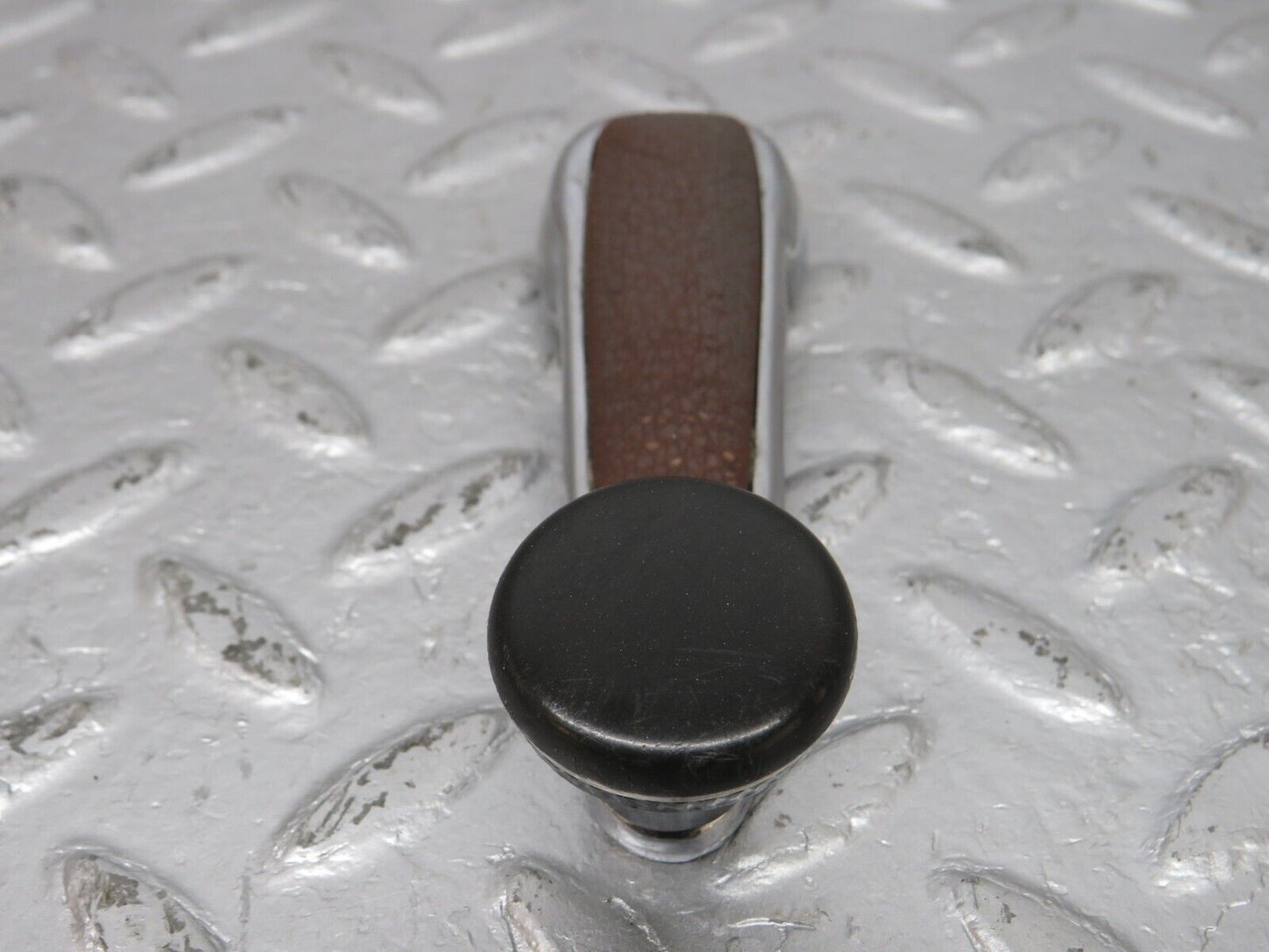 40089 Mercedes-Benz R107 350SL Coupe Window Lifter Crank Handle