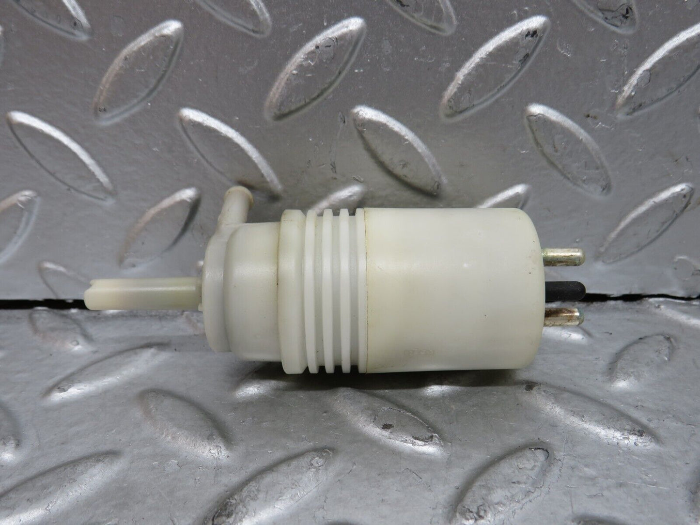 29116 Mercedes-Benz C124 320CE Coupe Windscreen Washer Pump 1248690421