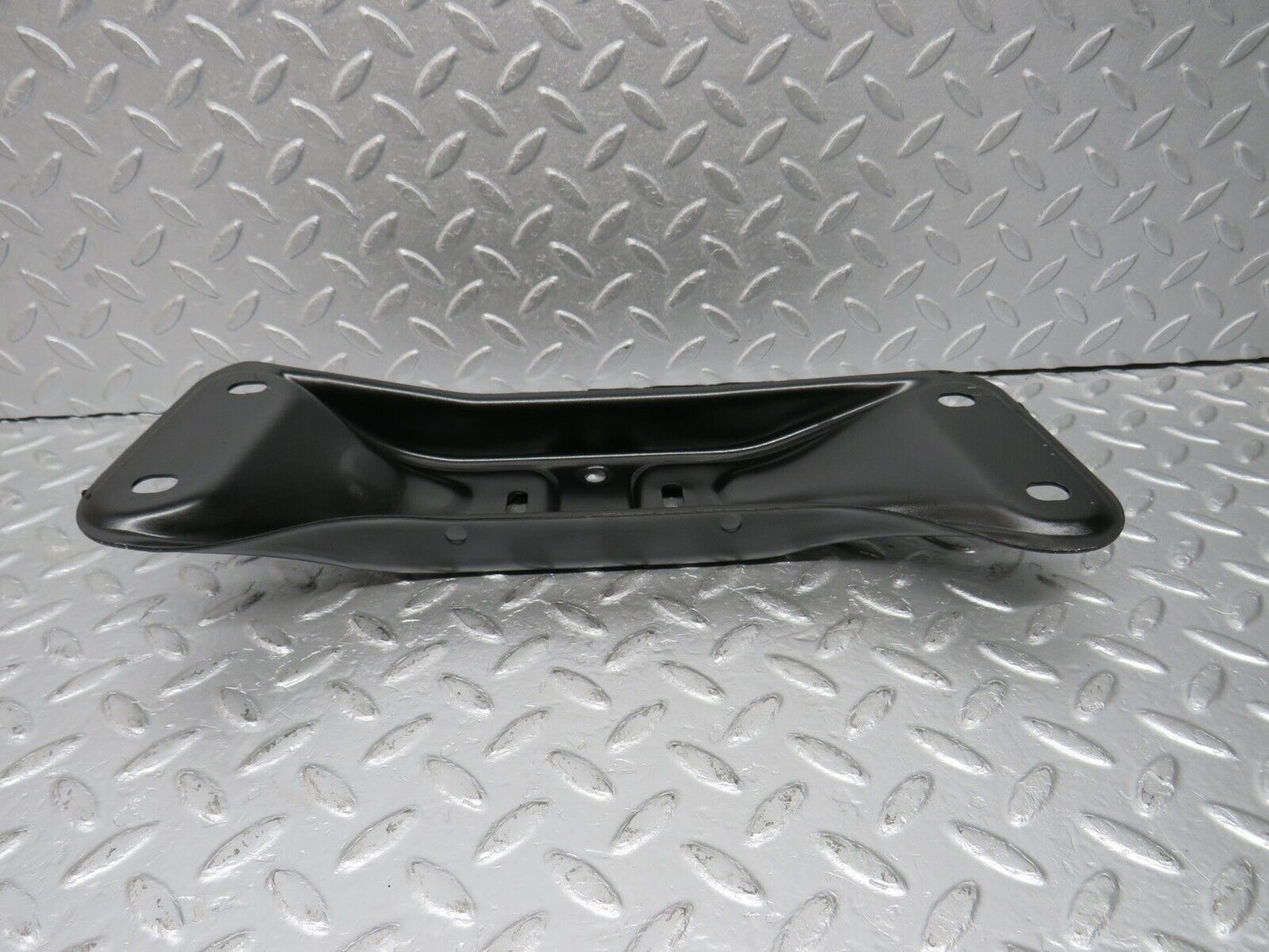 39568 Mercedes-Benz R129 320SL Coupe Gearbox Mount Bracket
