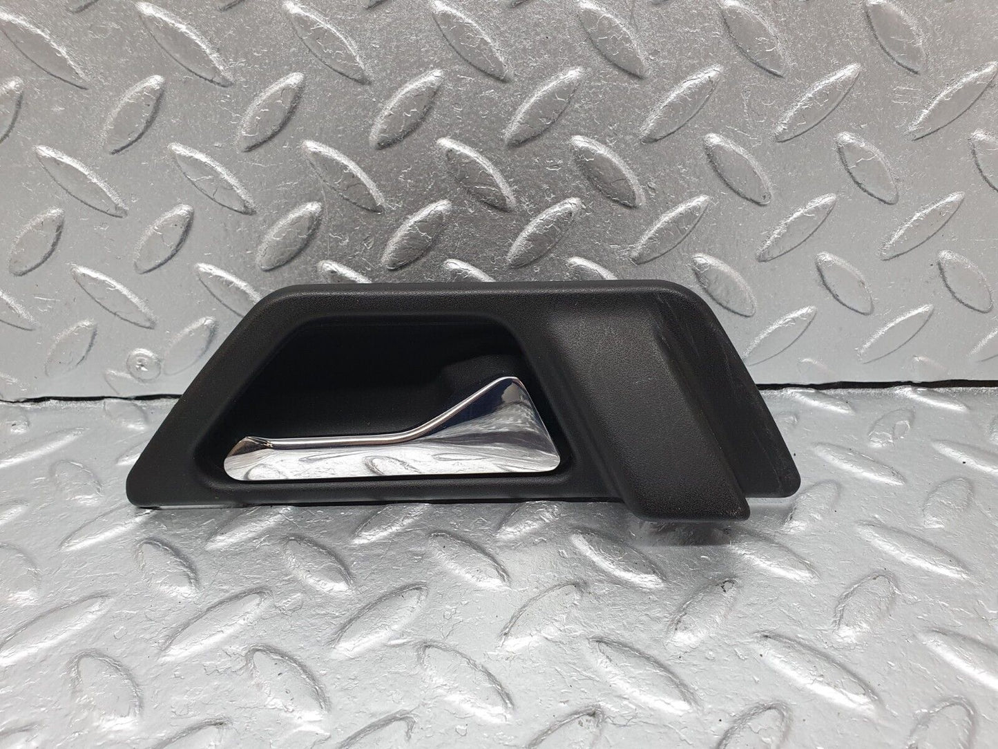 41517 Mercedes-Benz W124 200E Interior Door Handle Right Side 1247600261