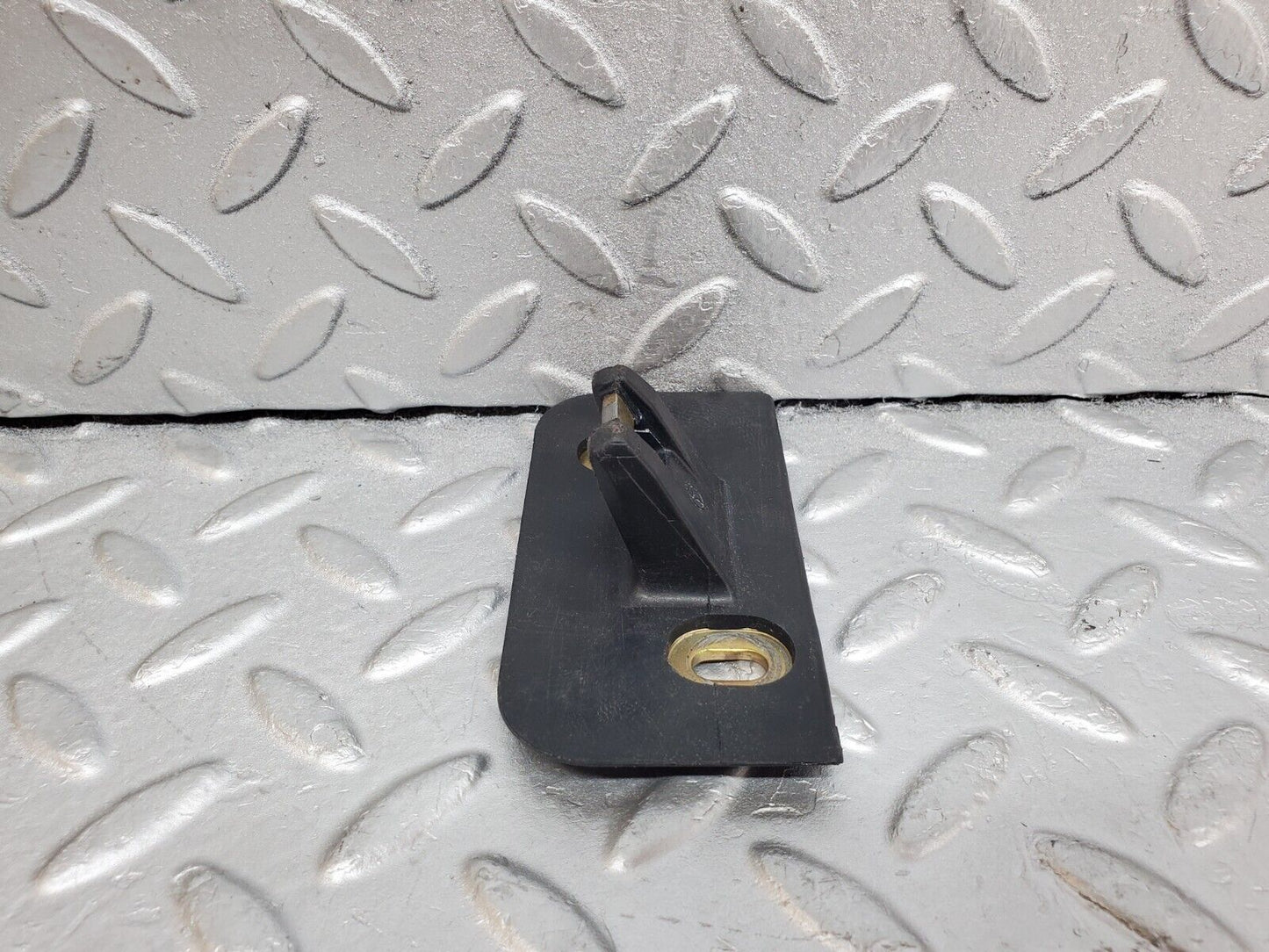 44759 Mercedes-Benz W124 220E Trunk Lock Latch