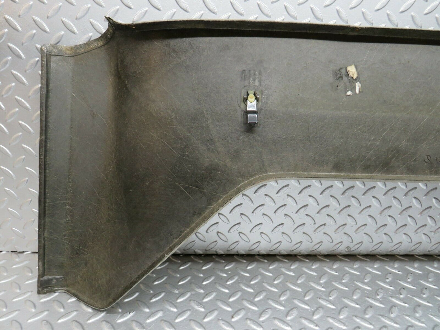 24269 Mercedes-Benz S124 220TE Headlining Roof Panel Rear Grey 1246902325