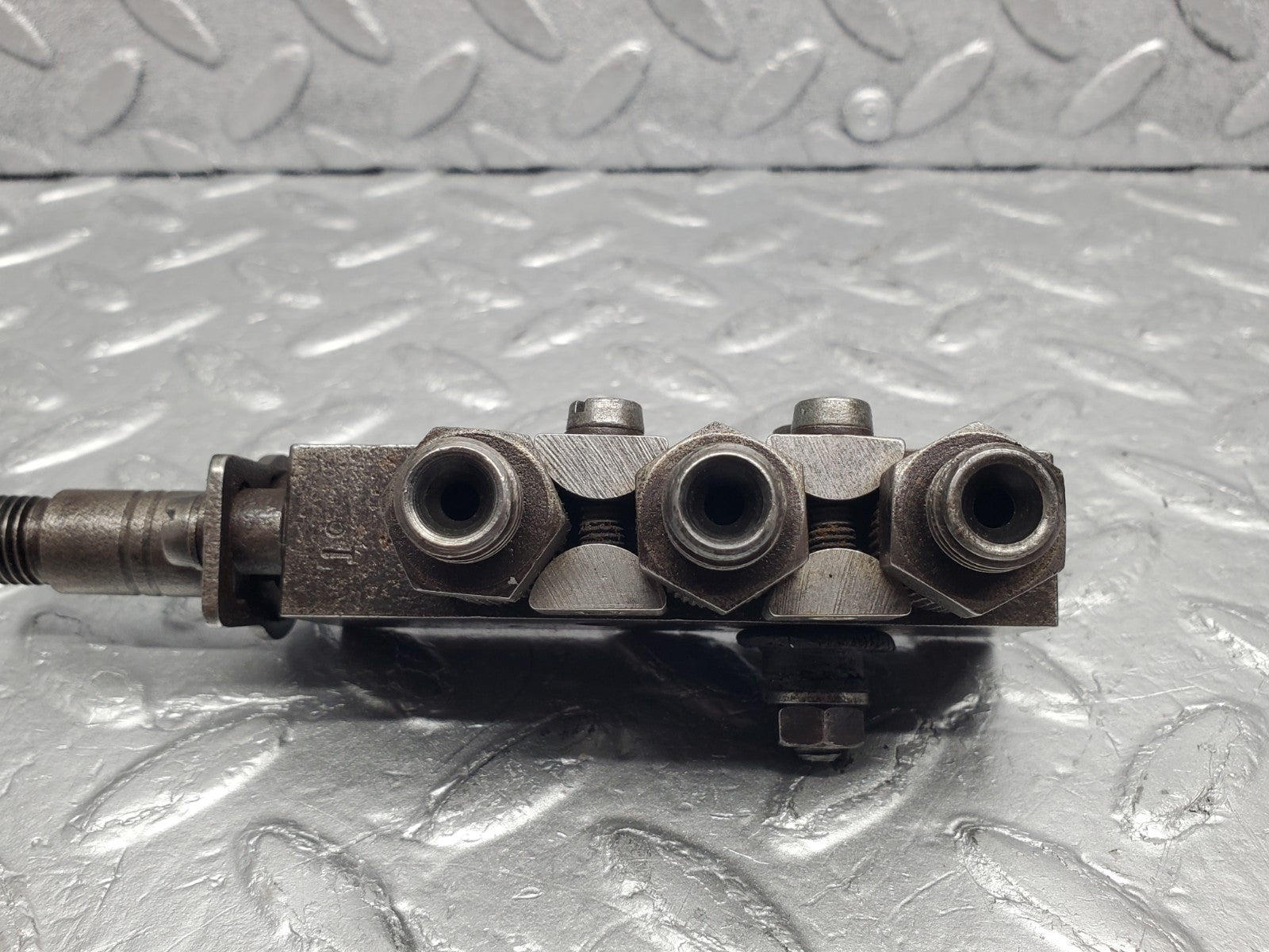 W112 injection distributor block used OEM