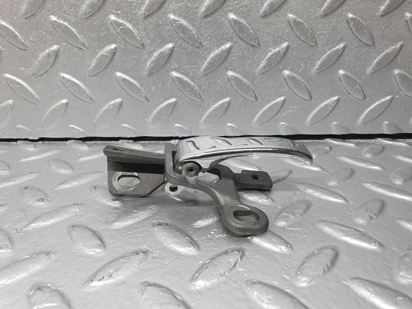 40765 Mercedes-Benz W123 300D Left Interior Door Handle 1237600161