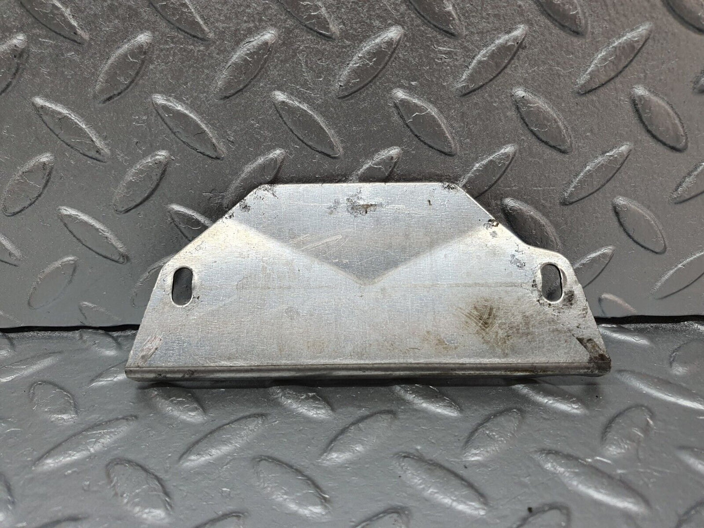 40794 Mercedes-Benz W123 300D Gearbox Flange Cover