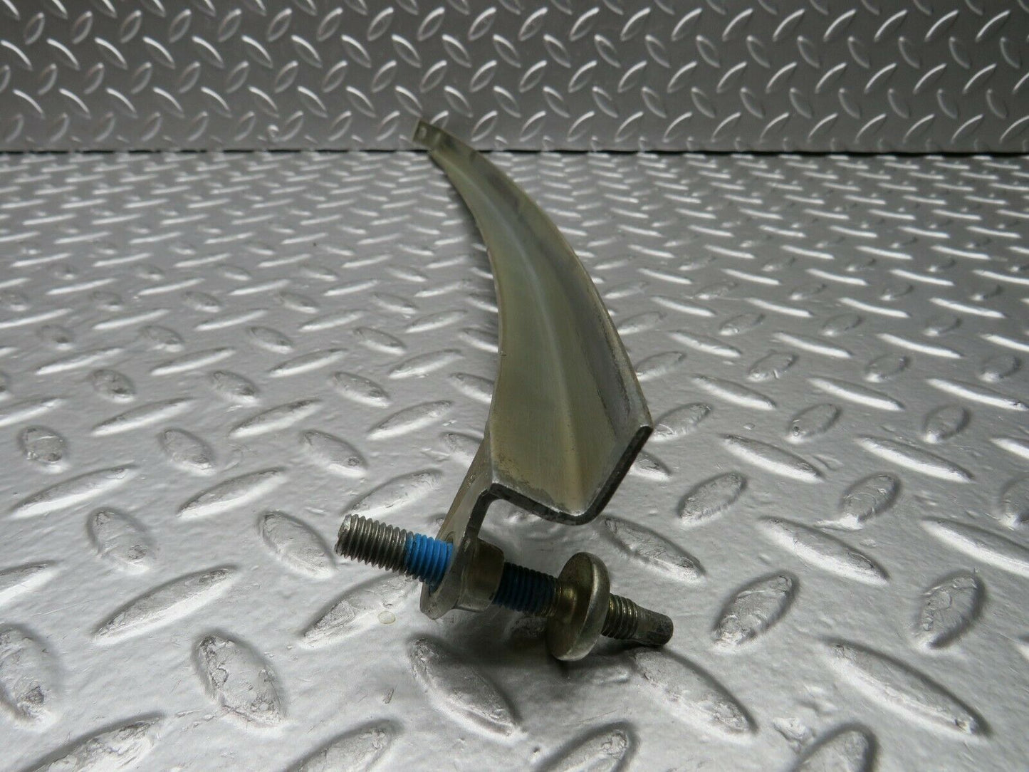 22535 Mercedes-Benz C124 E220 Coupe Left Door Window Channel