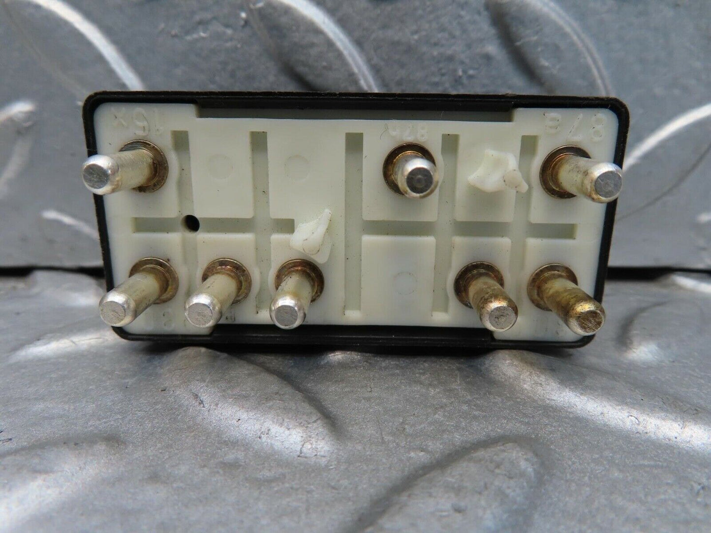 15084 Mercedes-Benz W140 S320 Auxiliary Fan Relay 0015428219