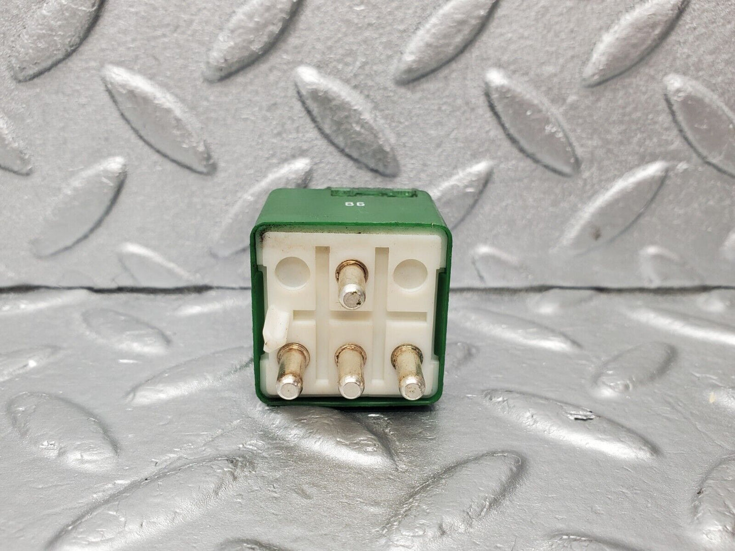 46914 Mercedes-Benz R129 320SL Coupe Overload Relay 0015429619