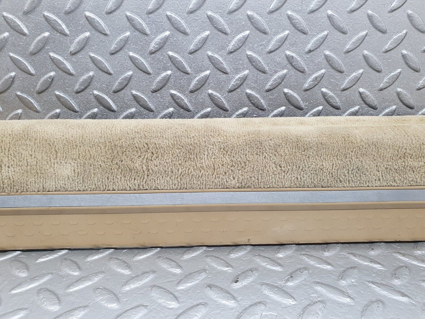 42269 Mercedes-Benz R129 320SL Coupe Left Door Sill Beige 1296800135