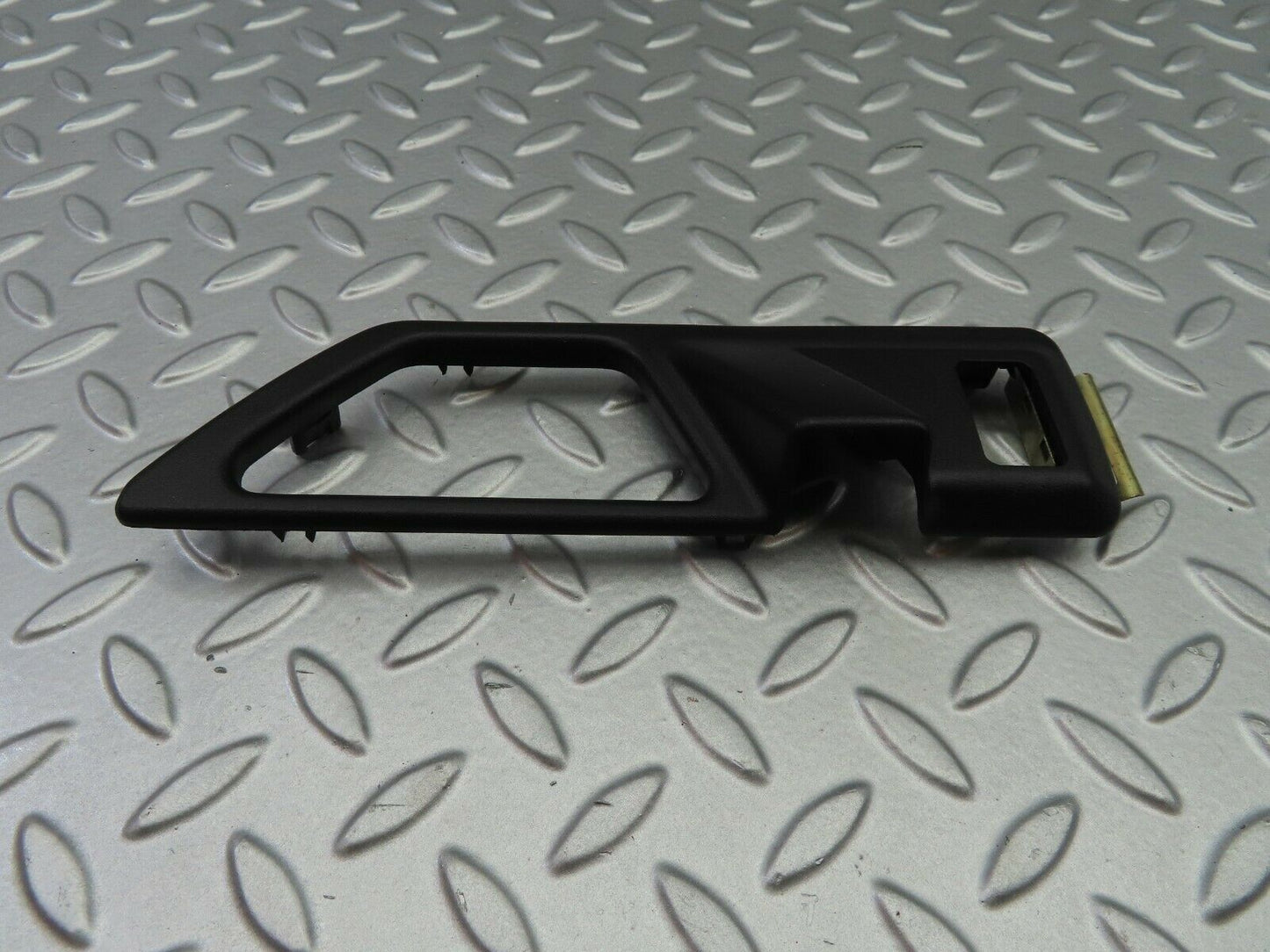6433 Mercedes-Benz S124 E220 Wagon Door Opener Frame Rear Right