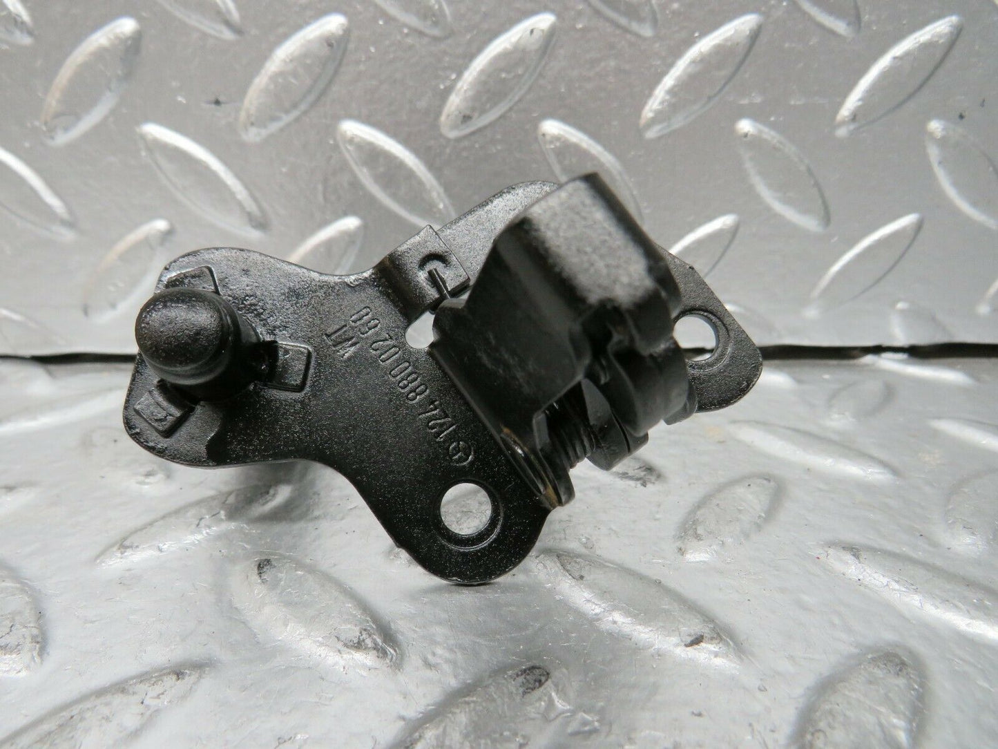 24231 Mercedes-Benz S124 220TE Wagon Bonnet Lock Catch 1248800260