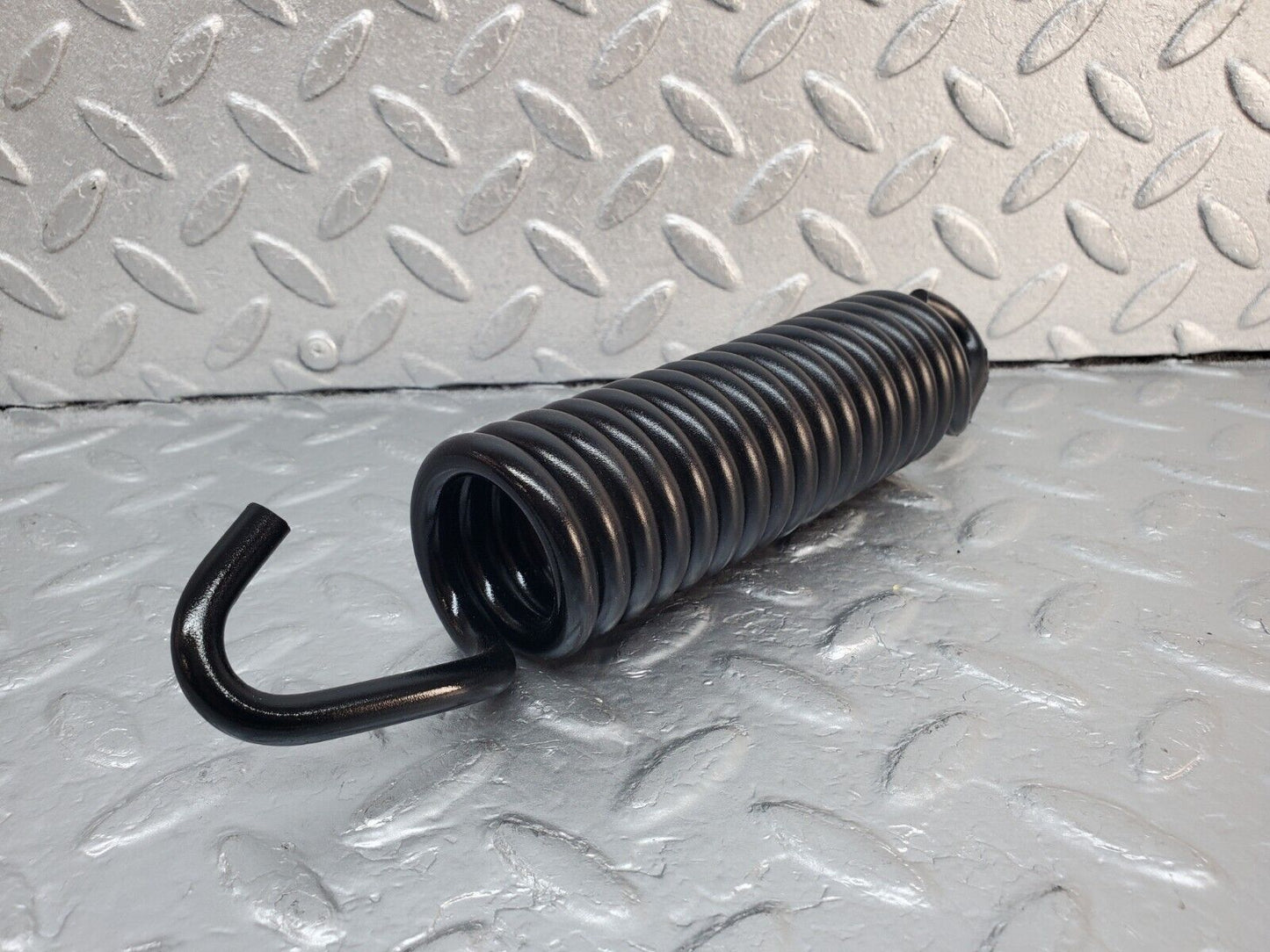 45951 Mercedes-Benz W126 420SE Bonnet Hinge Spring