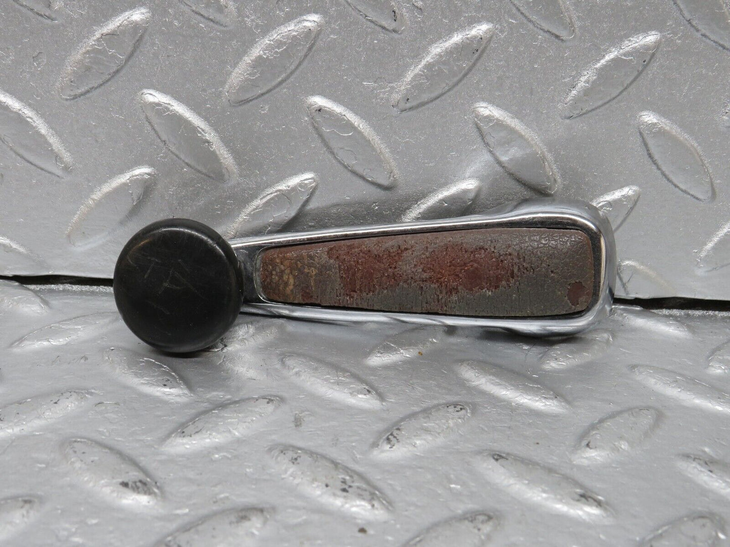 40090 Mercedes-Benz R107 350SL Coupe Window Lifter Crank Handle