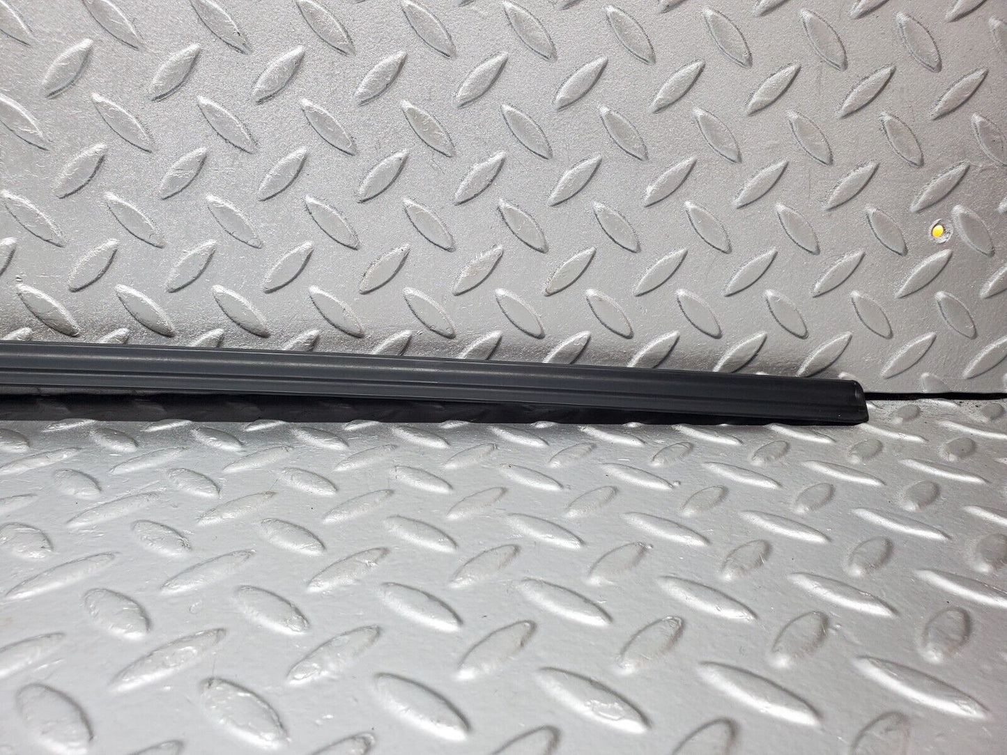 44471 Mercedes-Benz W123 280E Trunk Boot Lid Chrome Moulding Trim