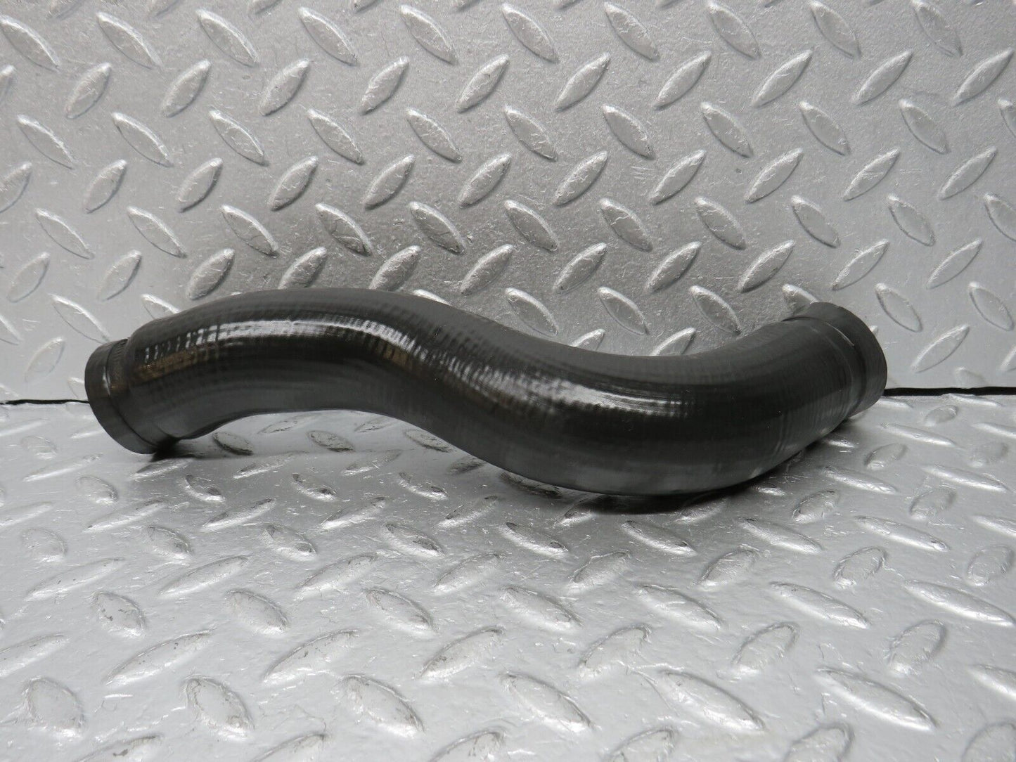 39177 Mercedes-Benz R107 500SL Radiator Hose Pipe 1075011262