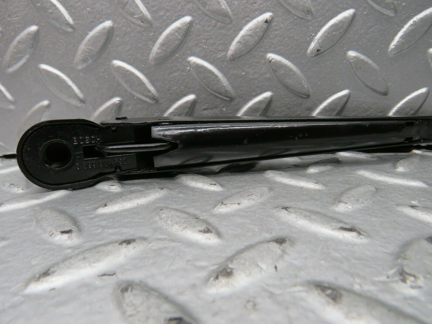22124 Mercedes-Benz S123 280TE Wagon Left Side Wiper Arm Bosch 3399990553
