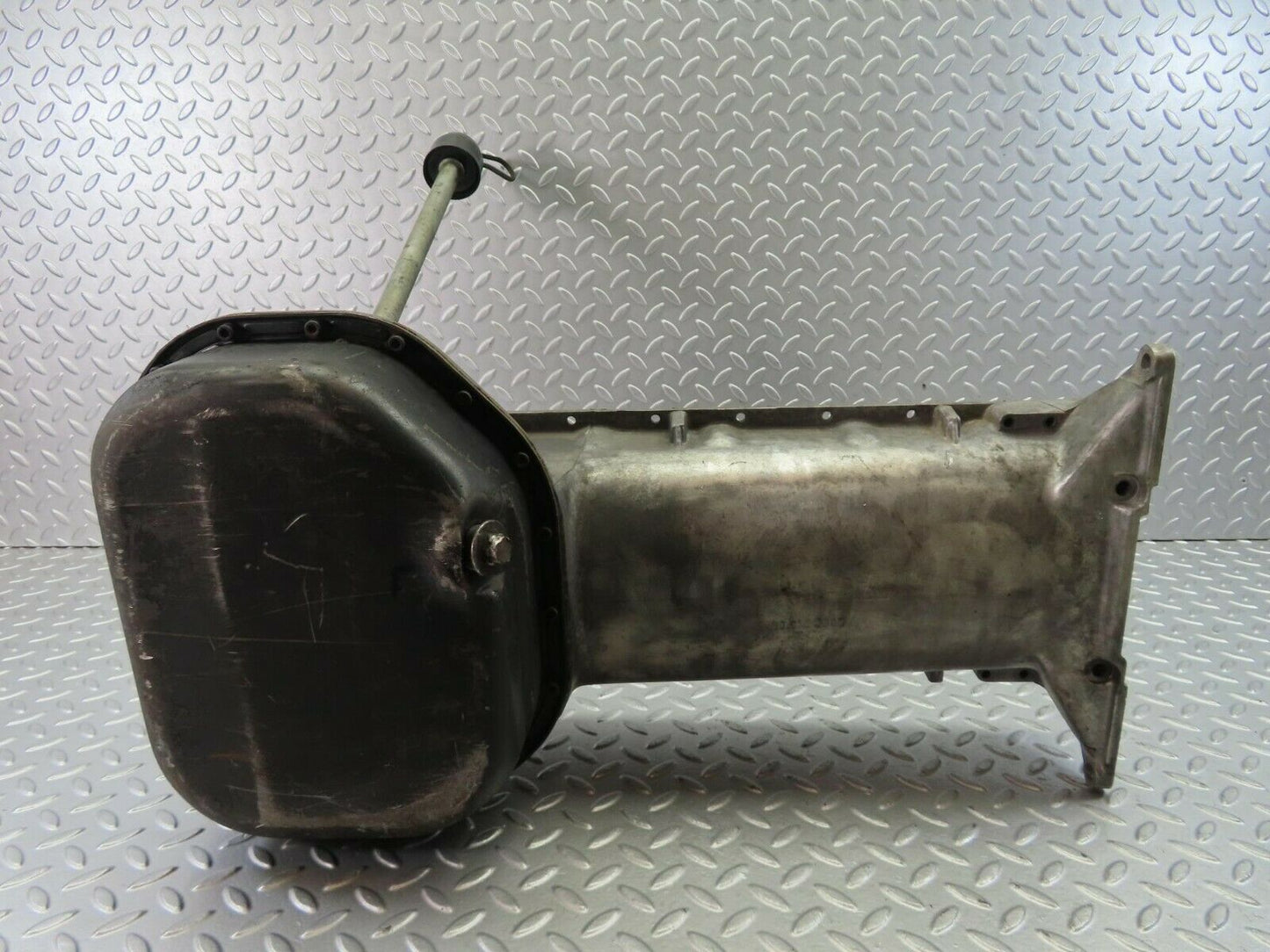 9750 Mercedes-Benz W111 Oil Pan Oil Sump 1800142302