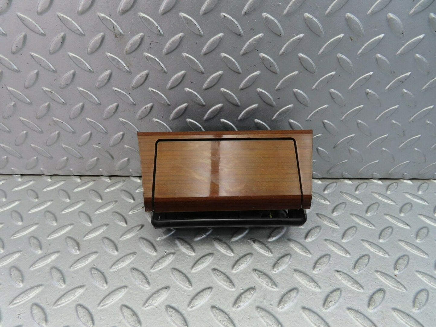 9384 Mercedes-Benz C124 300CE Coupe Centre Console Ashtray Wood Finish