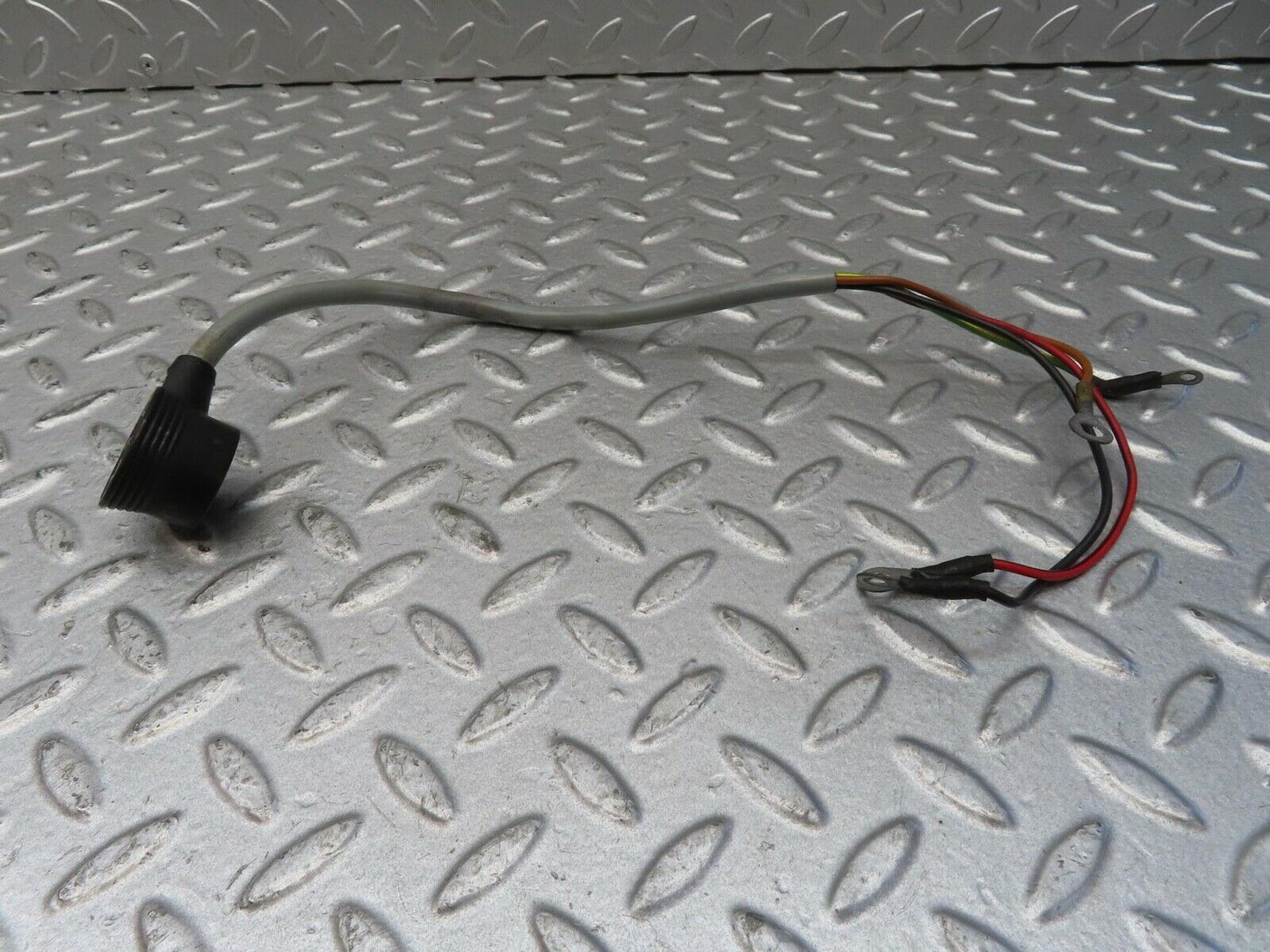 13689 Mercedes-Benz W123 200 Ignition Control Unit Cable 09961811
